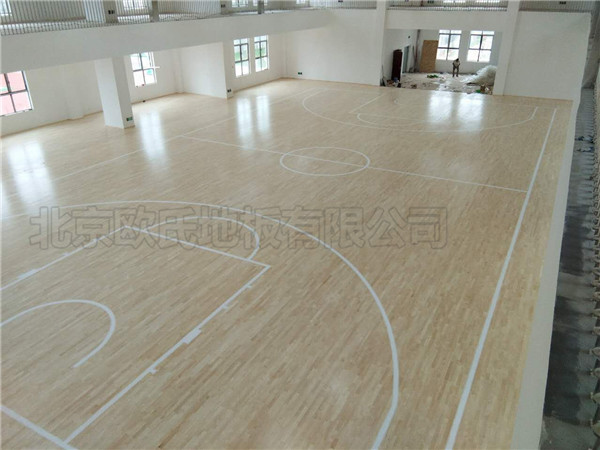籃球木地板
